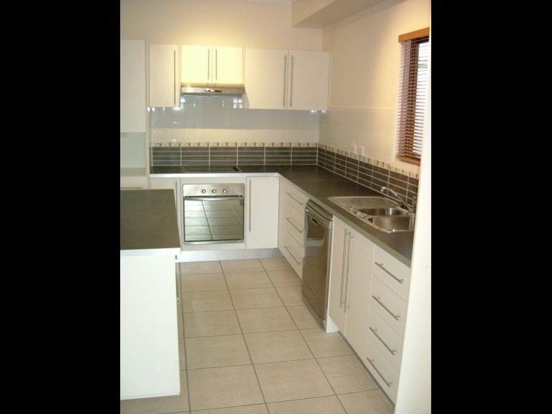 1/23 Primrose Street, Sherwood QLD 4075