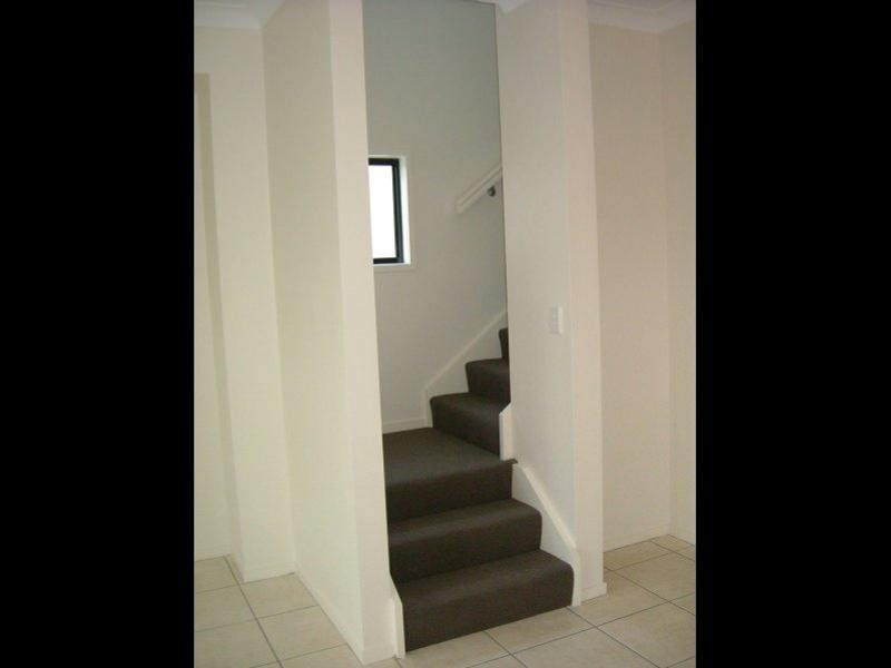 1/23 Primrose Street, Sherwood QLD 4075