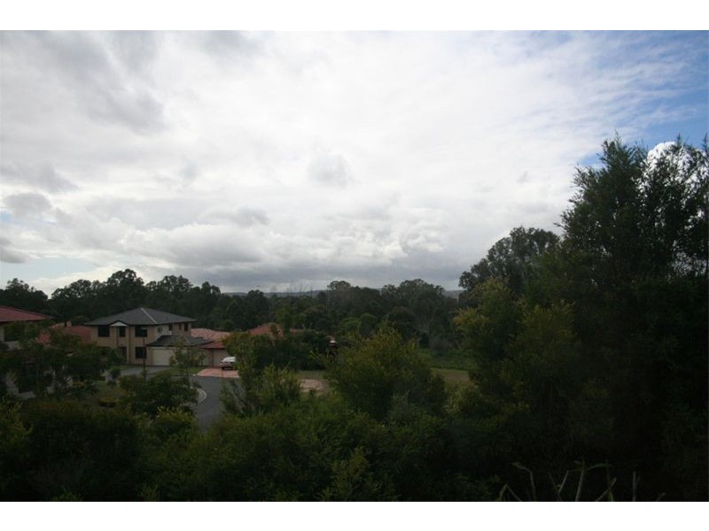 2 Spyglass Place, Oxley QLD 4075