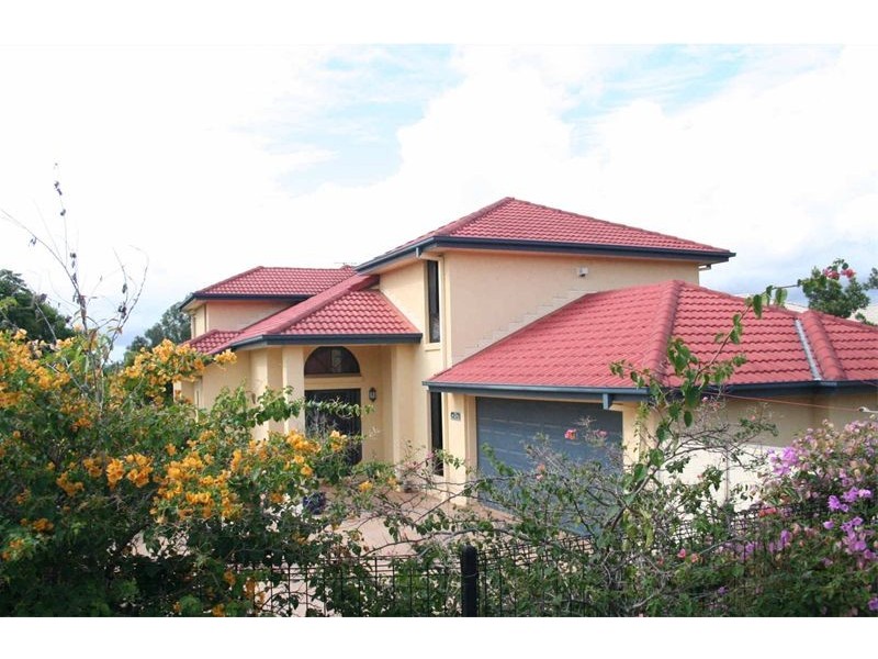 2 Spyglass Place, Oxley QLD 4075