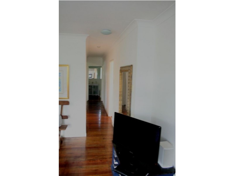 5 Gladstone Street, Oxley QLD 4075