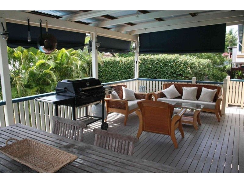 16 Sandon Street, Graceville QLD 4075