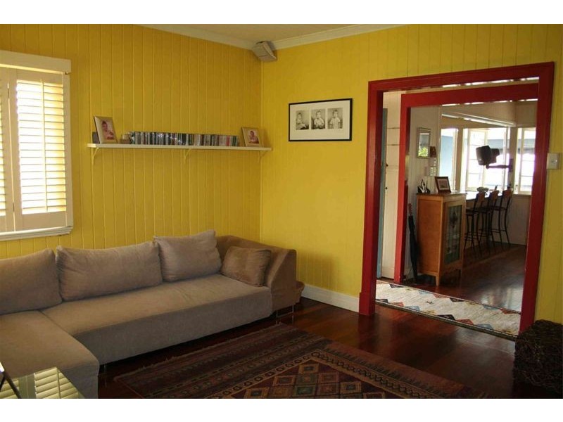 16 Sandon Street, Graceville QLD 4075