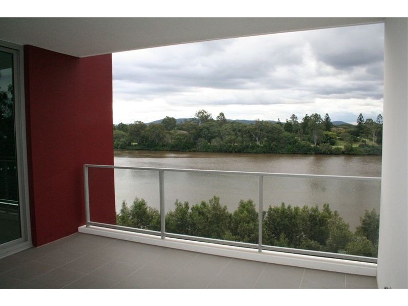 Level 4 3207/211 King Arthur Terrace, Tennyson QLD 4105