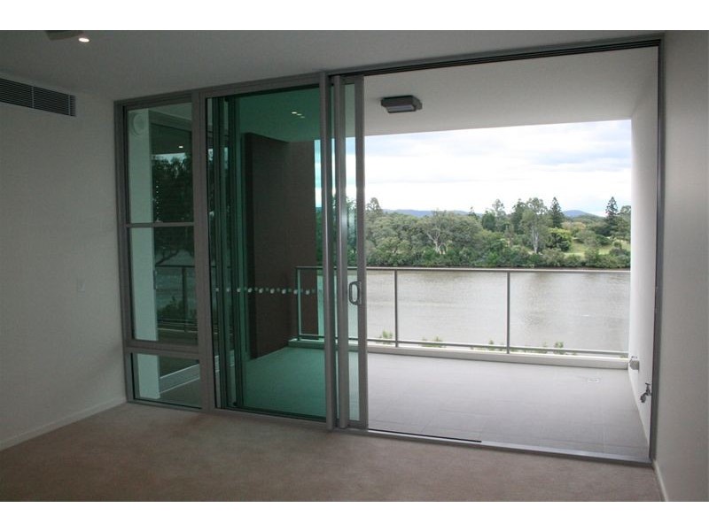 Level 4 3207/211 King Arthur Terrace, Tennyson QLD 4105