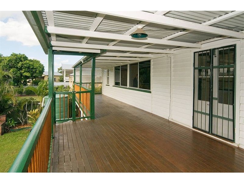 9 Cormack Street, Sherwood QLD 4075