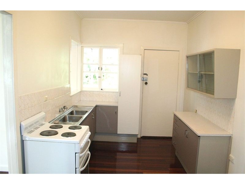 13 Waratah Avenue, Graceville QLD 4075