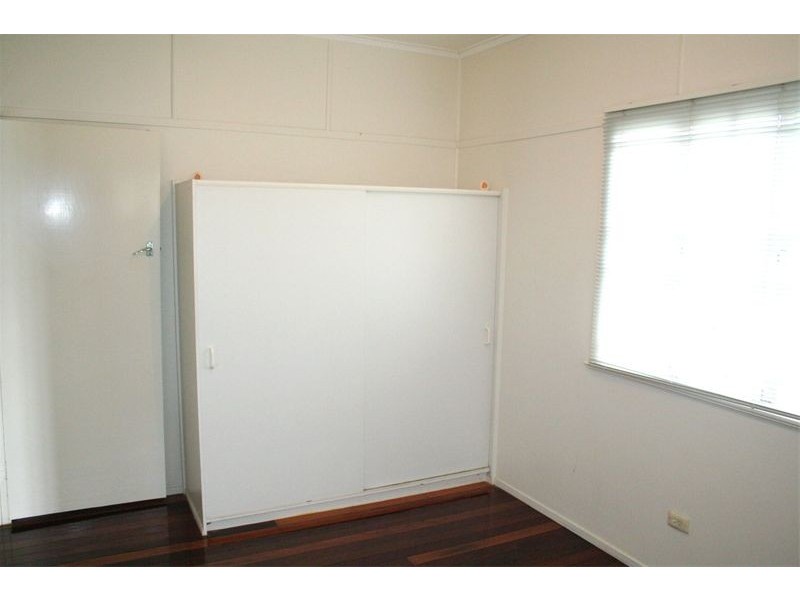 13 Waratah Avenue, Graceville QLD 4075