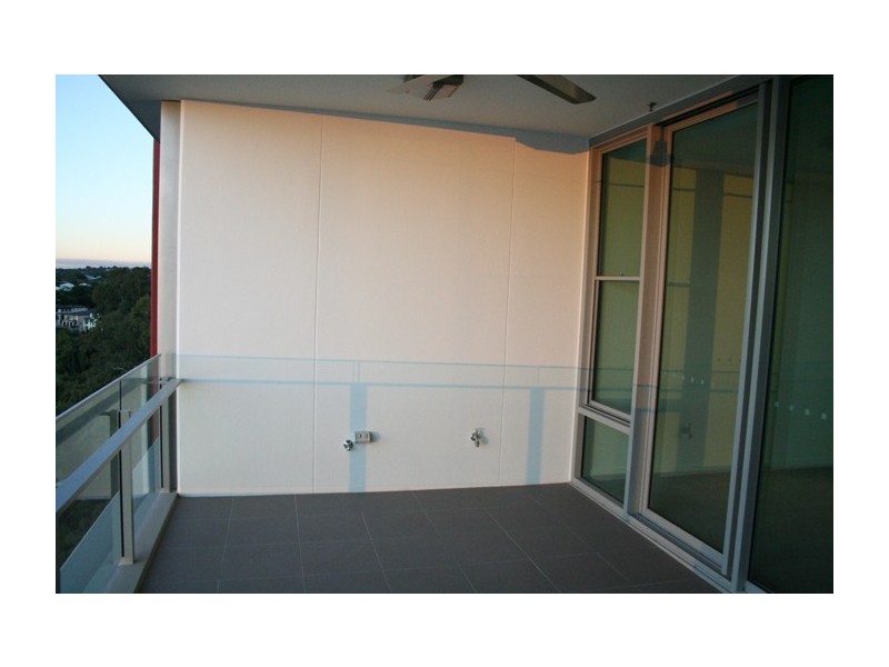 226/105 ‘Tennyson Reach’ King Arthur Terrace, Tennyson QLD 4105