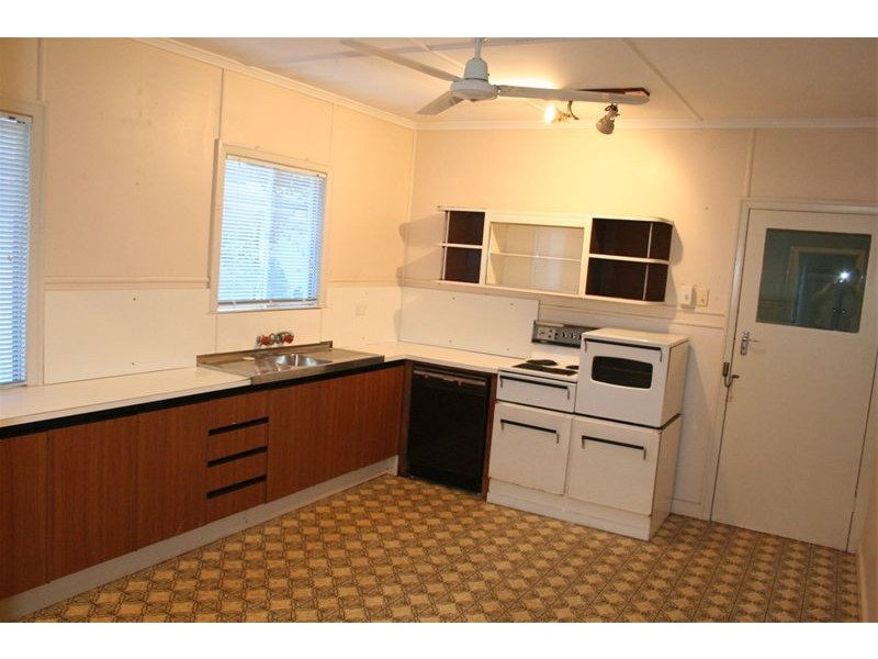 28 Richmond Street, Corinda QLD 4075