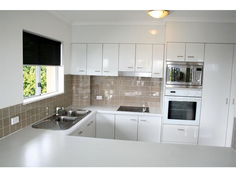 9/200 Swann Road, Taringa QLD 4068