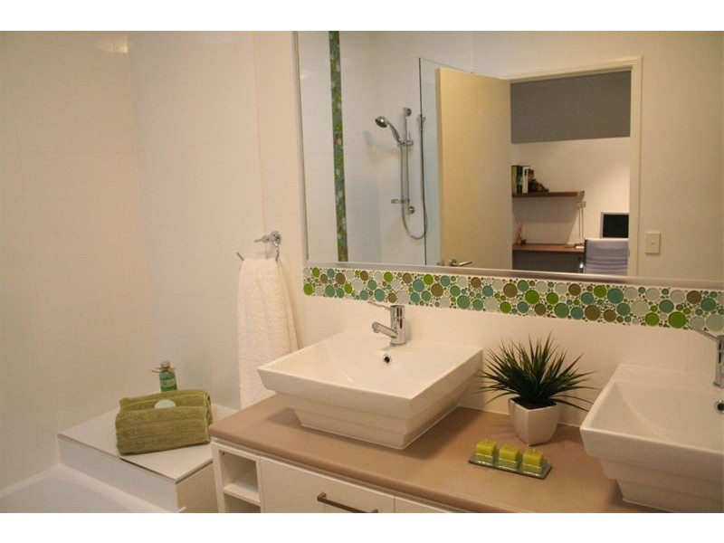 Fairfield QLD 4103