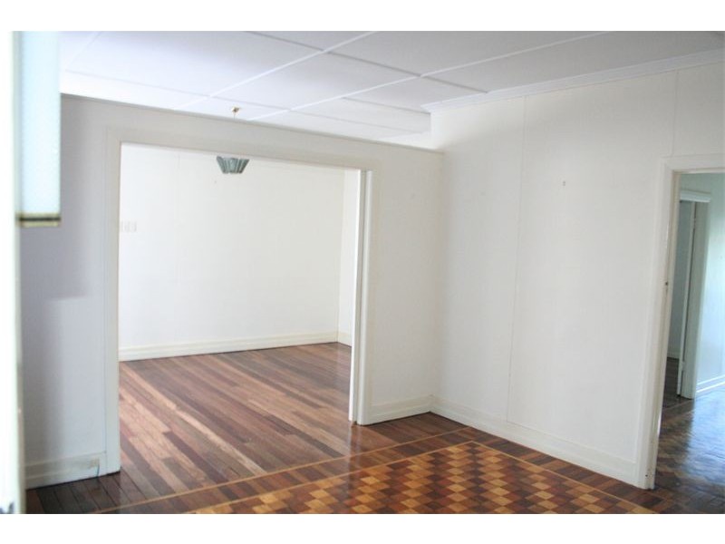 65 Queenscroft Street, Chelmer QLD 4068