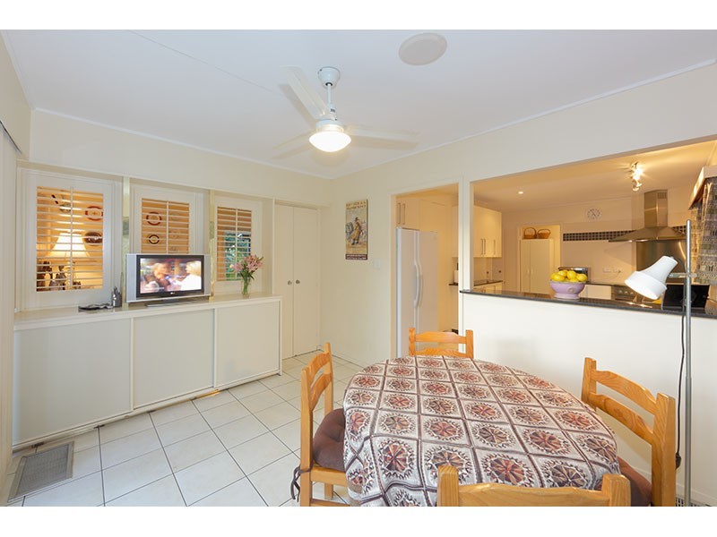 9 Kyoga Street, Kenmore QLD 4069
