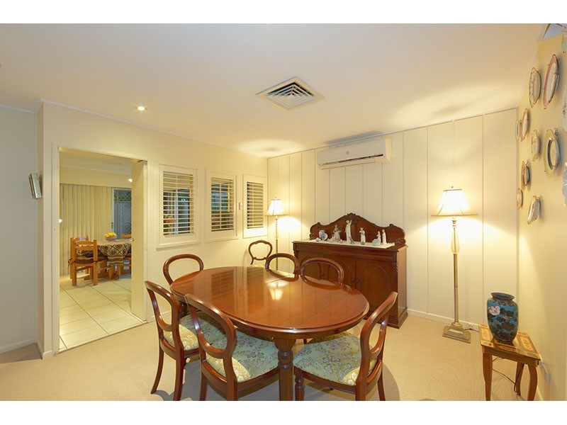 9 Kyoga Street, Kenmore QLD 4069