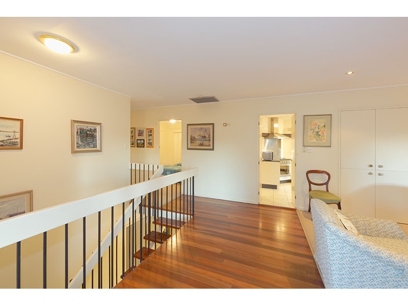 9 Kyoga Street, Kenmore QLD 4069