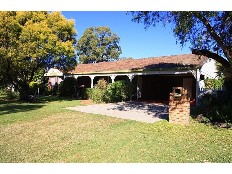 21 Penaton Street, Corinda QLD 4075