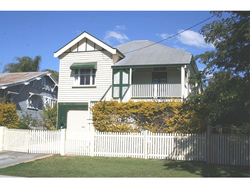 18 Cormack Street, Sherwood QLD 4075