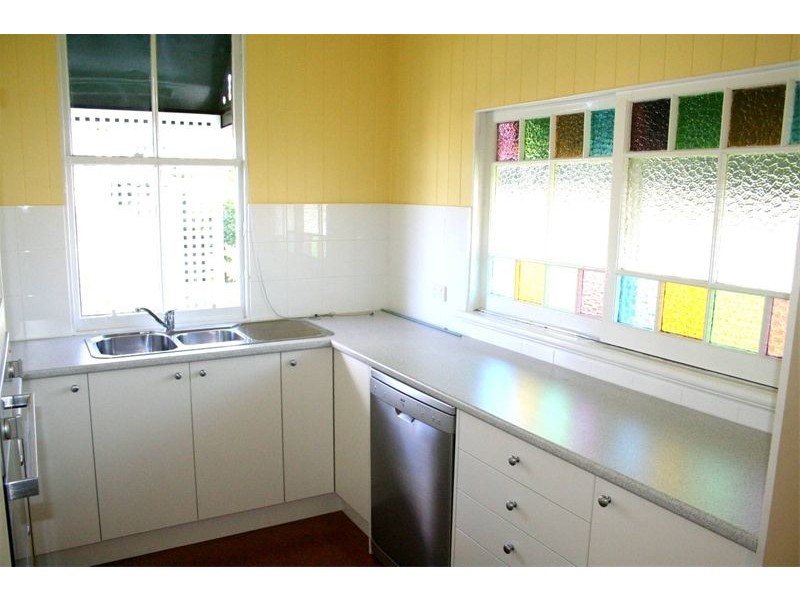 18 Cormack Street, Sherwood QLD 4075