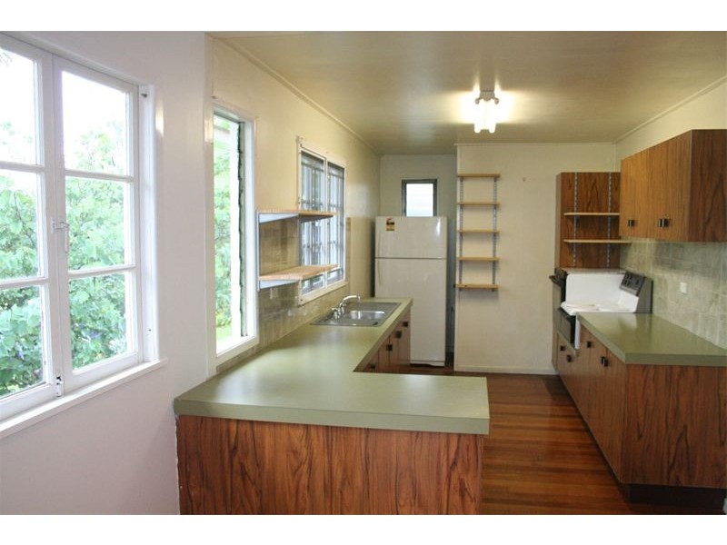 63 Waratah Avenue, Graceville QLD 4075