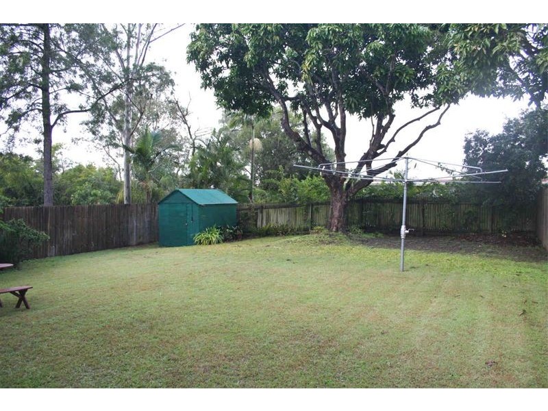 63 Waratah Avenue, Graceville QLD 4075