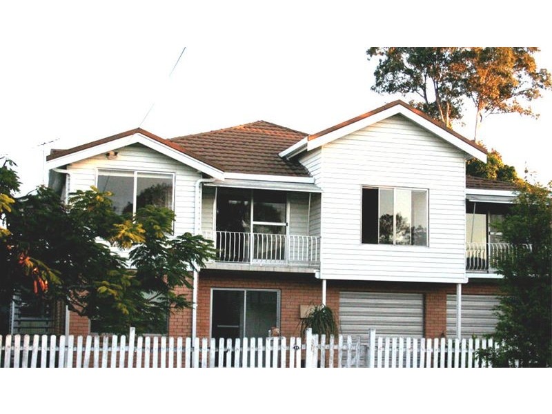 28 Churchill Street, Graceville QLD 4075