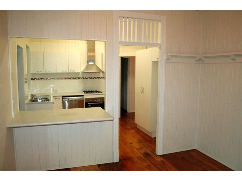 28 Churchill Street, Graceville QLD 4075