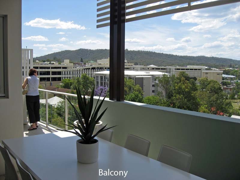 21/16 Grosvenor Road, Indooroopilly QLD 4068