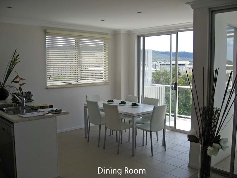 21/16 Grosvenor Road, Indooroopilly QLD 4068