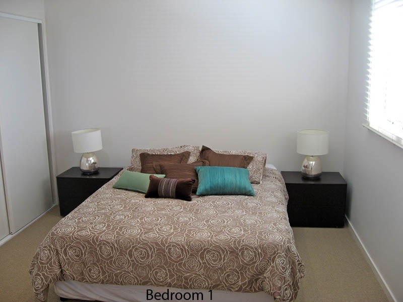 21/16 Grosvenor Road, Indooroopilly QLD 4068