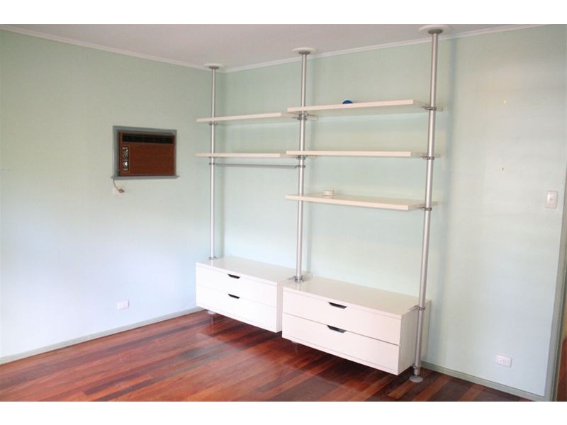 31 Blackstone St, Indooroopilly QLD 4068