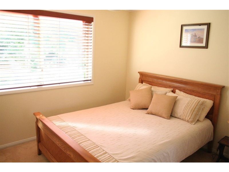 9 Ruth Street, Corinda QLD 4075