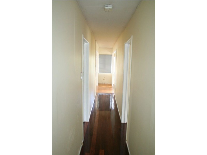 4 Clarence Road, Indooroopilly QLD 4068