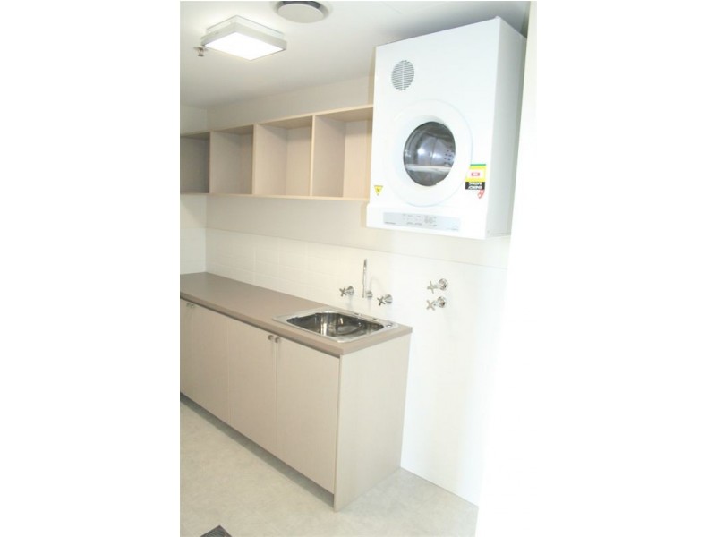 308 /205 King Arthur Terrrace, Tennyson QLD 4105