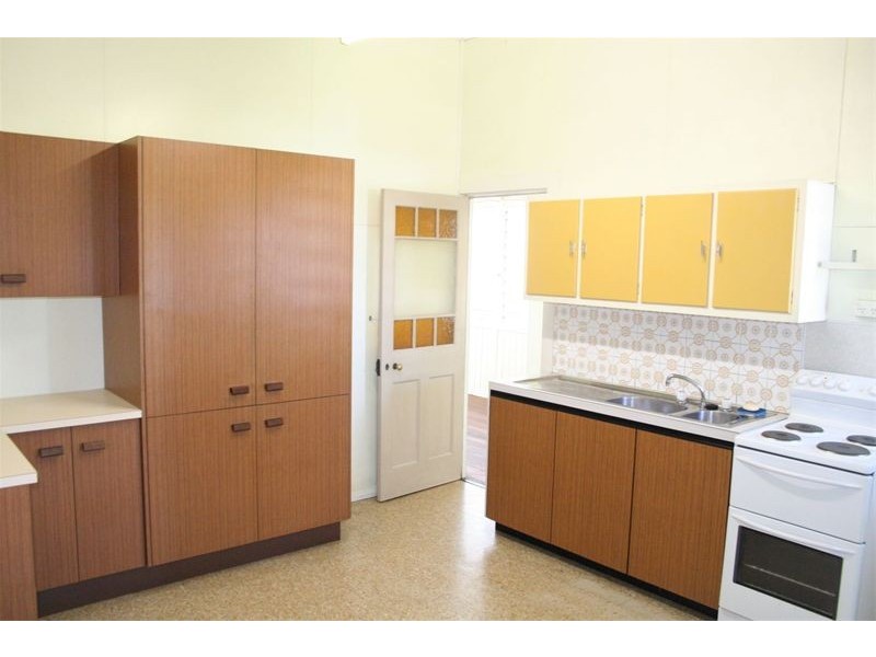 9 NELSON STREET, Corinda QLD 4075