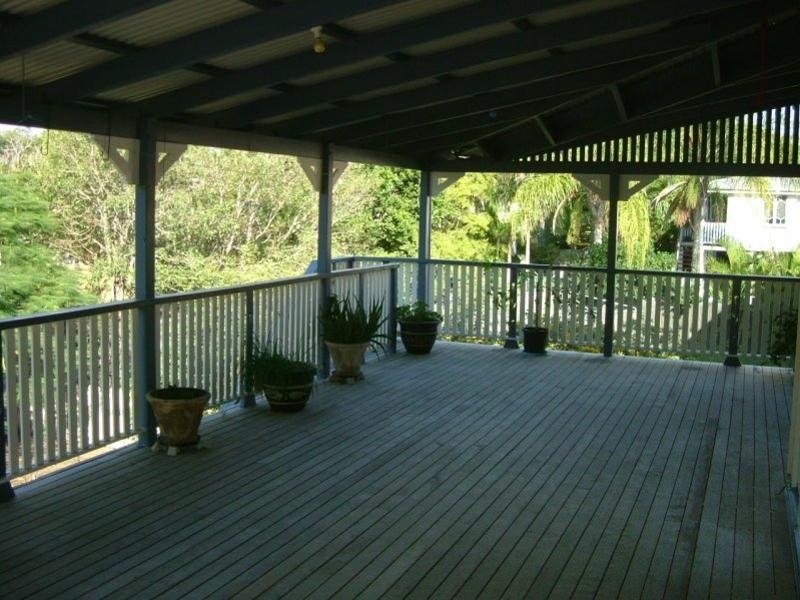 20 Frank Street, Graceville QLD 4075