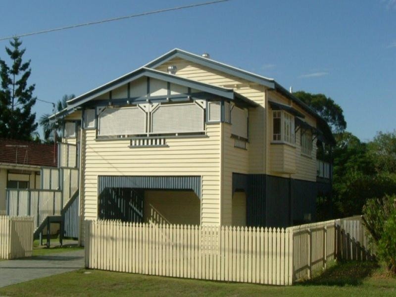 20 Frank Street, Graceville QLD 4075