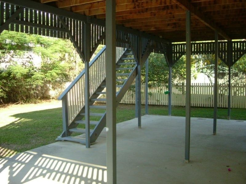 20 Frank Street, Graceville QLD 4075