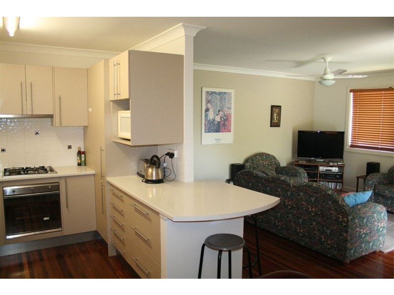 23 White Street, Graceville QLD 4075