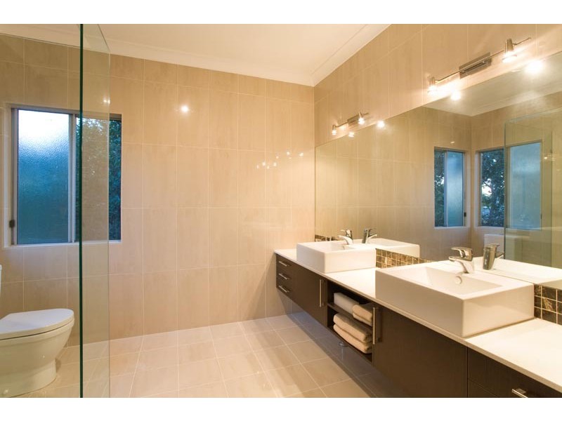 127 Hargreaves Avenue, Chelmer QLD 4068