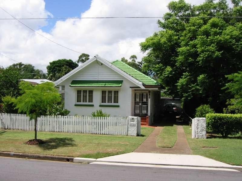 66 Mortlake Road, Graceville QLD 4075