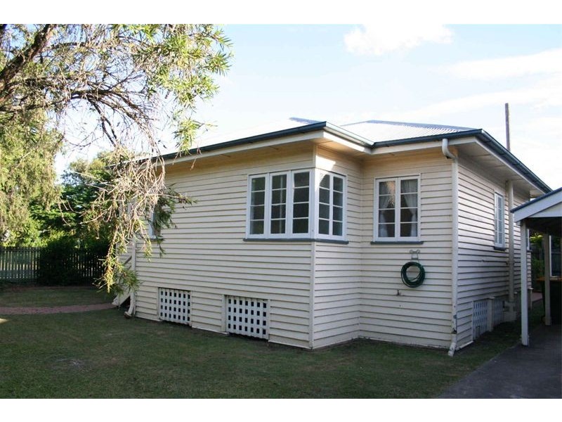 73 Lynne Grove Avenue, Corinda QLD 4075