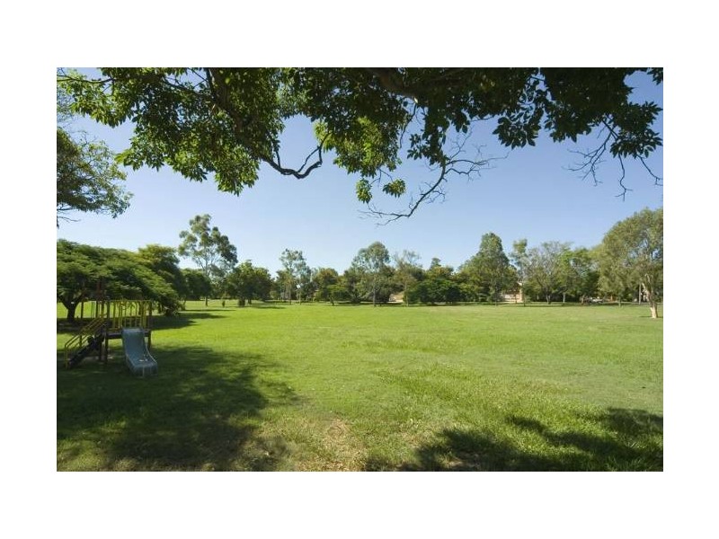 1/327 Verney Road East, Graceville QLD 4075