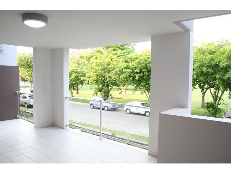 1/327 Verney Road East, Graceville QLD 4075