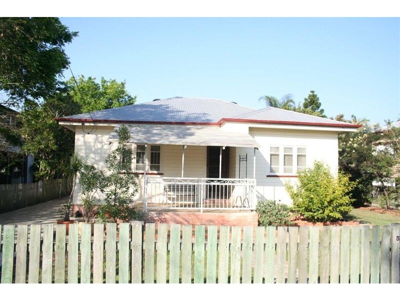 31 Addison Road, Graceville QLD 4075