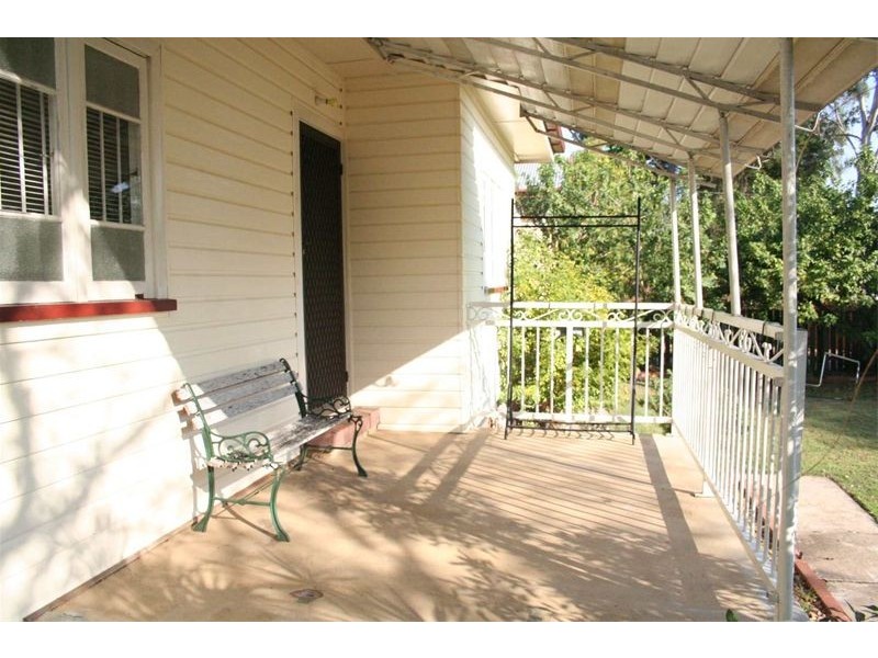 31 Addison Road, Graceville QLD 4075