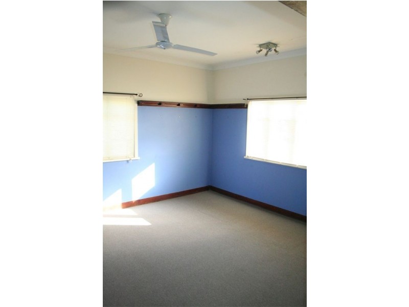 31 Addison Road, Graceville QLD 4075