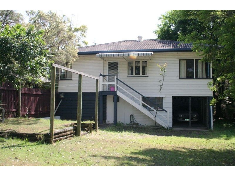 16 Bute Street, Sherwood QLD 4075