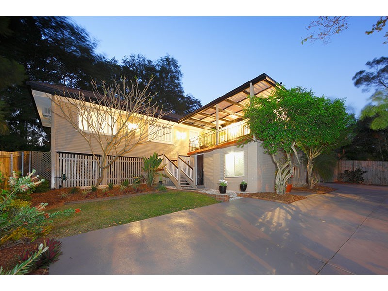 65 Honour Avenue, Chelmer QLD 4068