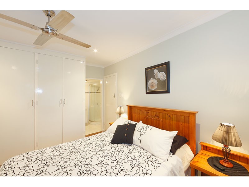 65 Honour Avenue, Chelmer QLD 4068